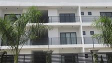 S136 E4: Worlds Collide in Accra, Ghana