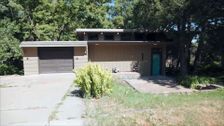 S240 E10: Craftsman vs. Midcentury in St. Paul