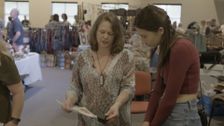 S4 E22: Helping Hands