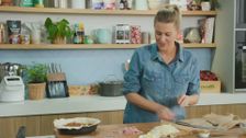 S12 E11: Everyday Gourmet with Justine Schofield