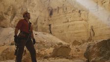 S1 E2: Oman: Desert Canyon