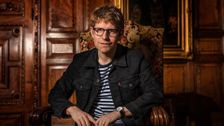 S18 E1: Josh Widdicombe
