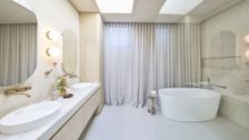S22 E9: Family Bathroom Reveal