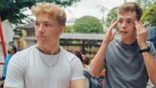 S4 E1: Race Across the World