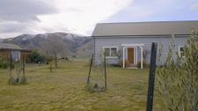 S3 E3: Lakeside Living in Wanaka