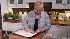 S8 E19: Baking Bread