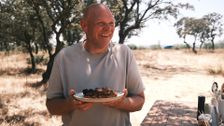 S1 E1: Beans and Anchovies