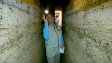 S3 E8: Cleopatra, Egypt's Last Pharaoh