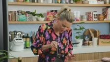 S12 E41: Everyday Gourmet with Justine Schofield