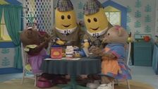 S4 E98: Odd Socks