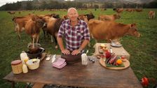 S1 E7: Turkey for Christmas, Tamworth
