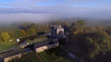 S2 E3: Christmas as the Chateau