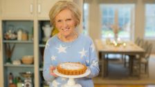 S1 E1: Mary Berry's Easter Feast