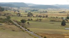 S17 E4: What's Up Down Under