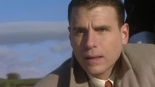 S12 E20: Moving Target