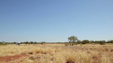 S6 E9: The Great Australian Doorstep