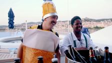 S6 E9: Brews, Stews & Management Blues