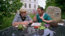 S10 E3: The Chateau's Newest Guests