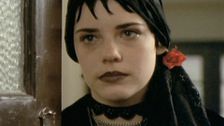 S7 E37: Heartbreak High