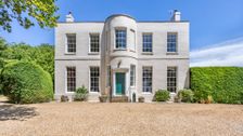 S3 E3: Britain's Most Expensive Houses