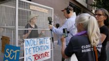 S36 E6: The Nun in the Cage