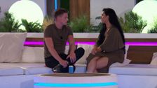 S4 E51: Love Island