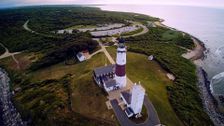 S23 E2: Dark Lighthouse, Possessed by Murder and Loveland Frogman