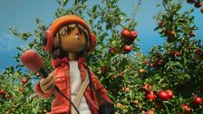 S1 E38: Apple Bobbing