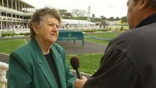 S9 E12: Randwick Racecourse, Sydney
