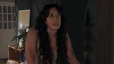 S38 E101: Home and Away