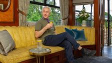 S1 E3: Scotland's Poshest Train with Alan Cumming