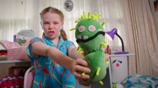 S2 E4: Larry Goes to the Vet; A Royal Tasting; One of Our Germs Is Missing; Incontinent Ballistic Missile