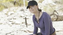 S2 E8: The Woman in the Sand