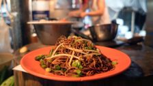 S1 E4: Luke Nguyen's Food Trail