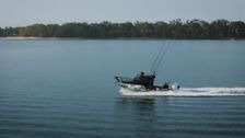 S27 E13: Escape Fishing with ET