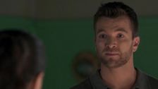 S38 E202: Home and Away