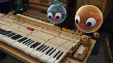 S3 E19: Piano