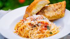 S4 E14: Family-Friendly Sunday Supper