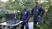 S7 E1: The Memories in the Shallow Grave