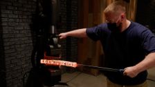S9 E26: Supersized: Hog Wild
