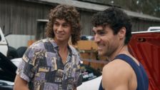 S38 E44: Home and Away