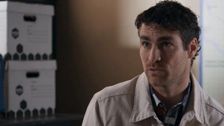 S38 E205: Home and Away