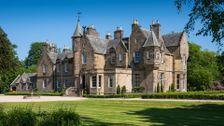 S3 E2: Britain's Most Expensive Houses