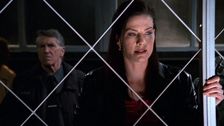 S2 E24: Panic on the 86th Floor