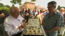 S37 E9: Tredegar House 1